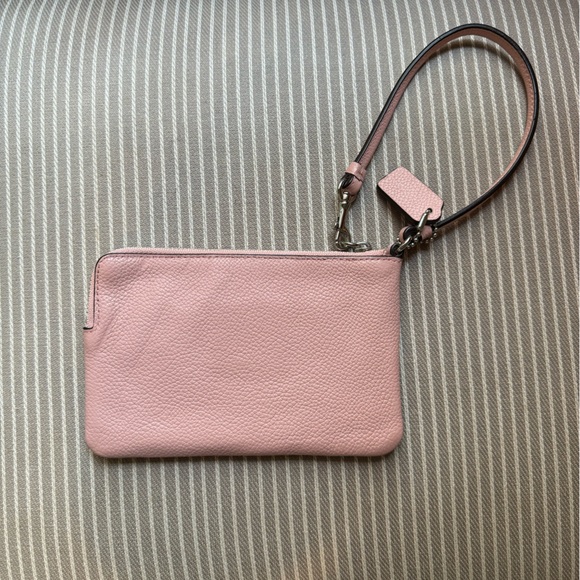Coach Leather Carriage Logo Embossed Small Wristlet Pouch Pink - Picture 2 of 5